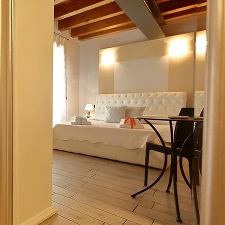 Casa Sul Garda Vendégház Peschiera del Garda