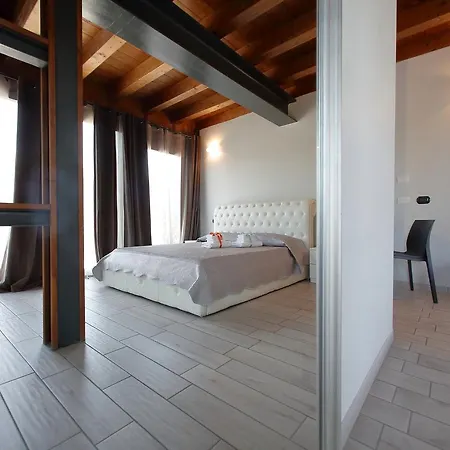 Casa Sul Garda Vendégház Peschiera del Garda